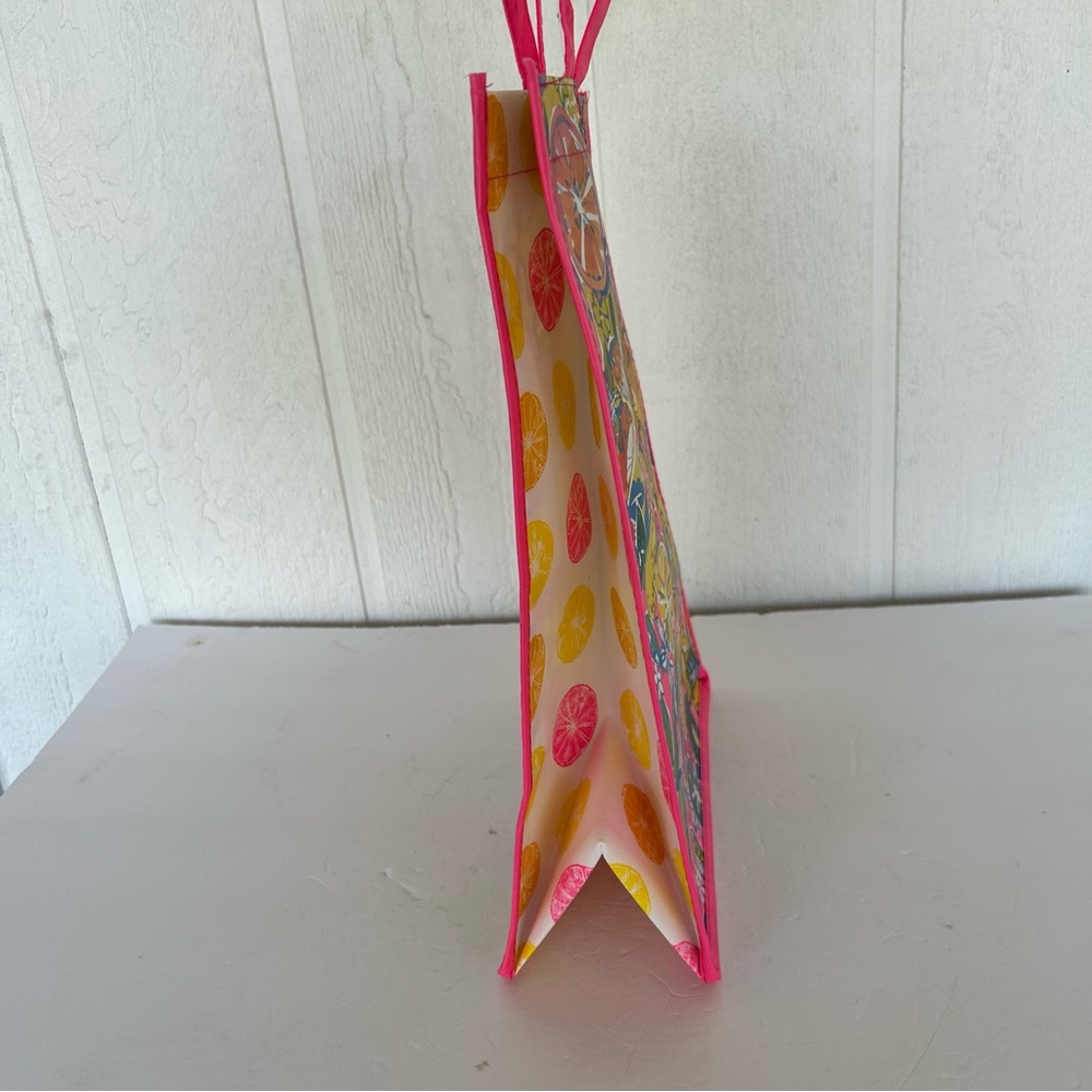 LILLY PULITZER REUSABLE SHOPPING TOTE BAG - Picture 4 of 11